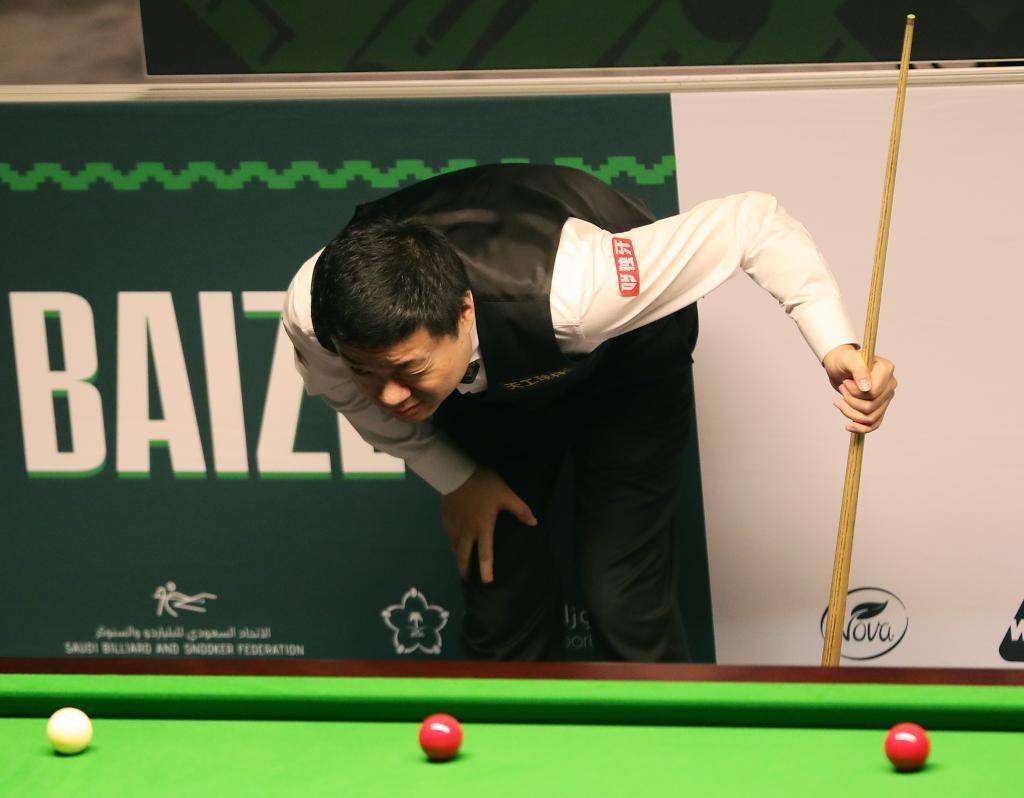 员们不仅在 员们不仅在