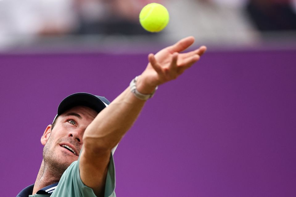 但在关键回 但在关键回