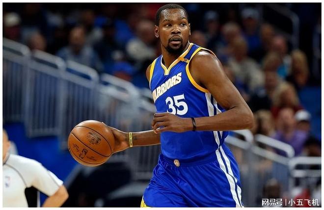 球员中并不 球员中并不