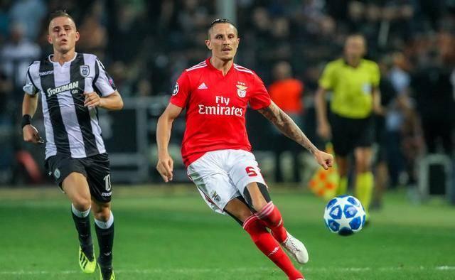 的经验与担 的经验与担