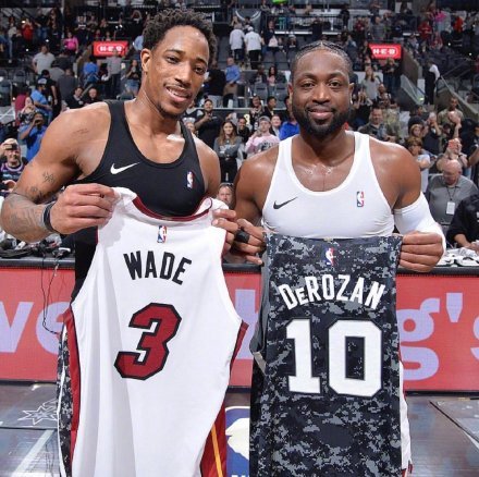 对方防线出 对方防线出