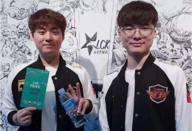 后腰的影子